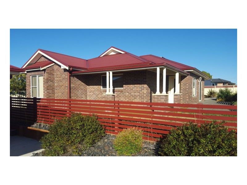 3/12 Hardinge Street, Guyra NSW 2365