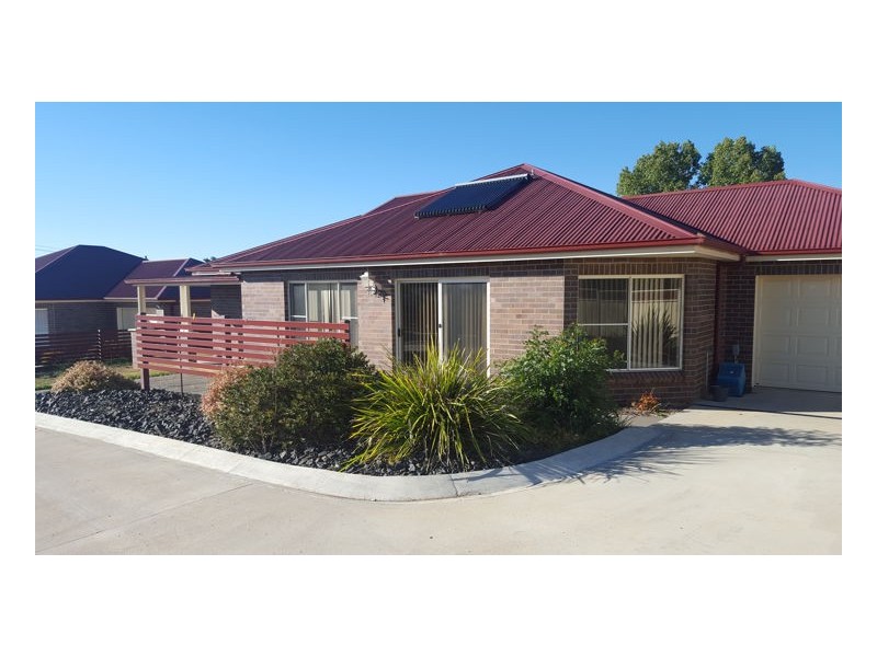 3/12 Hardinge Street, Guyra NSW 2365