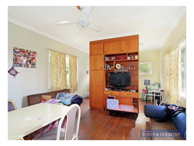 7 College Avenue, Armidale NSW 2350