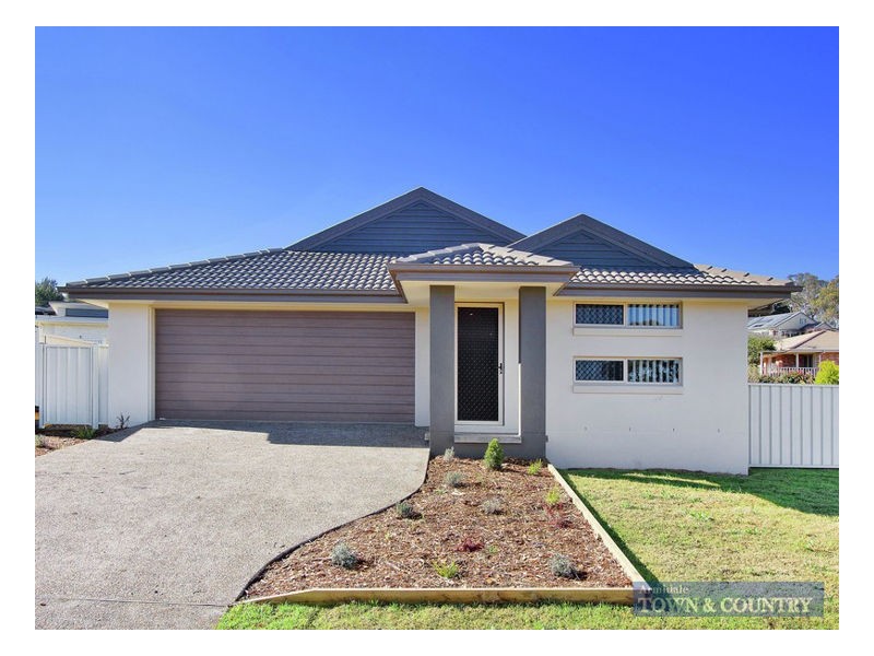 15 Golden Grove, Armidale NSW 2350