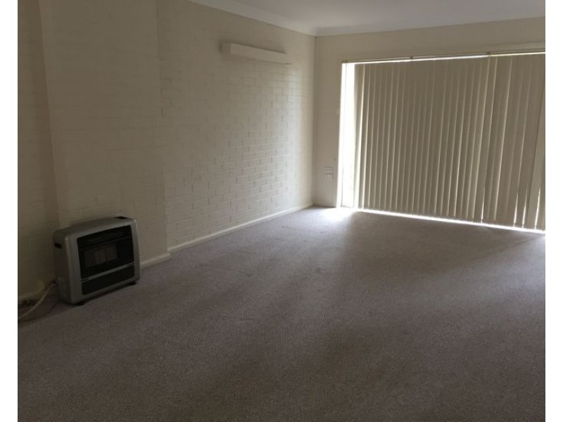 1/75 Queen Elizabeth Drive, Armidale NSW 2350