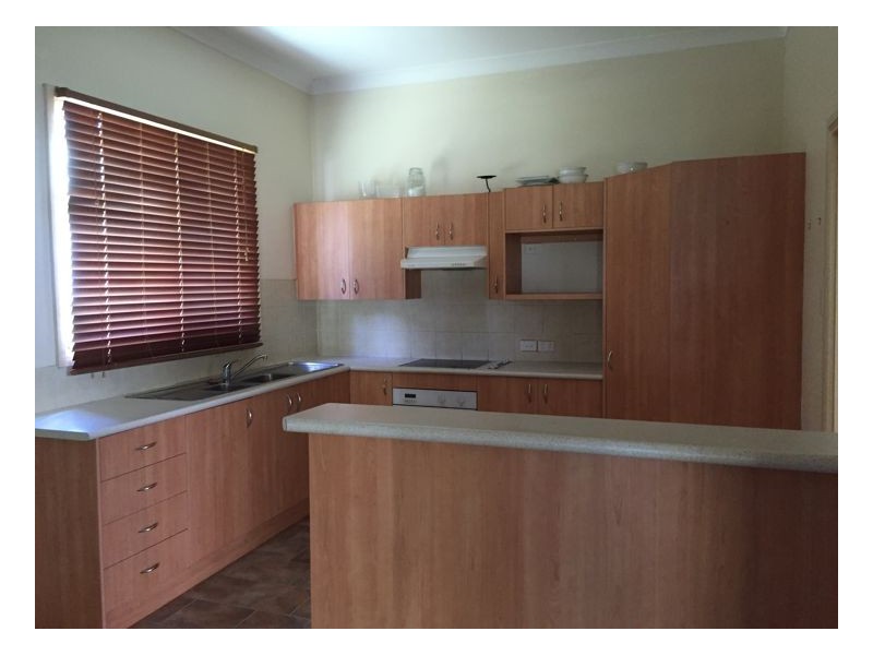 14 Tenterden Street, Guyra NSW 2365