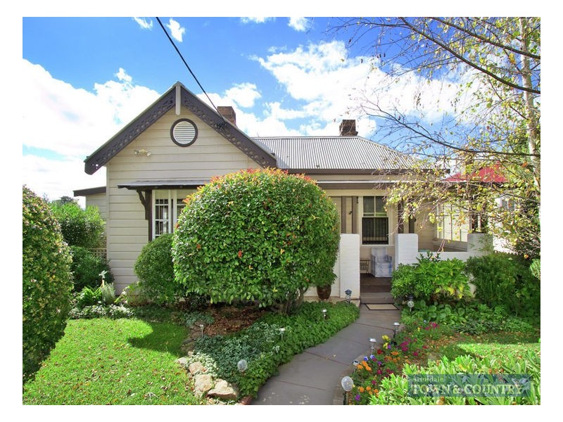 161 Brown Street, Armidale NSW 2350