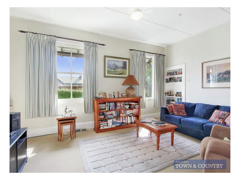 161 Brown Street, Armidale NSW 2350