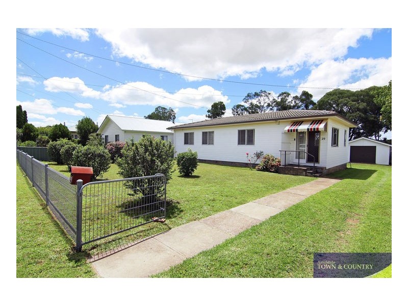 29 Mann Street, Armidale NSW 2350