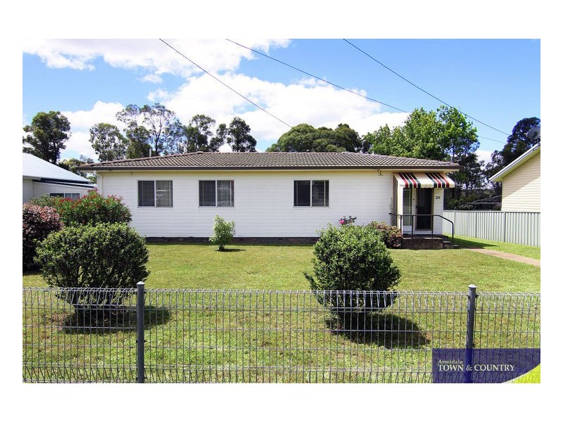 29 Mann Street, Armidale NSW 2350