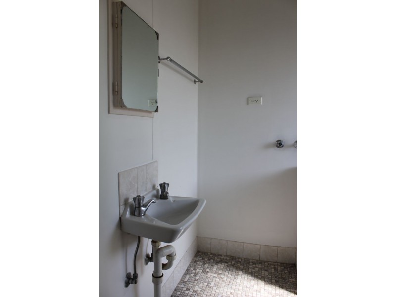 9 / 198 Canambe Street, Armidale NSW 2350