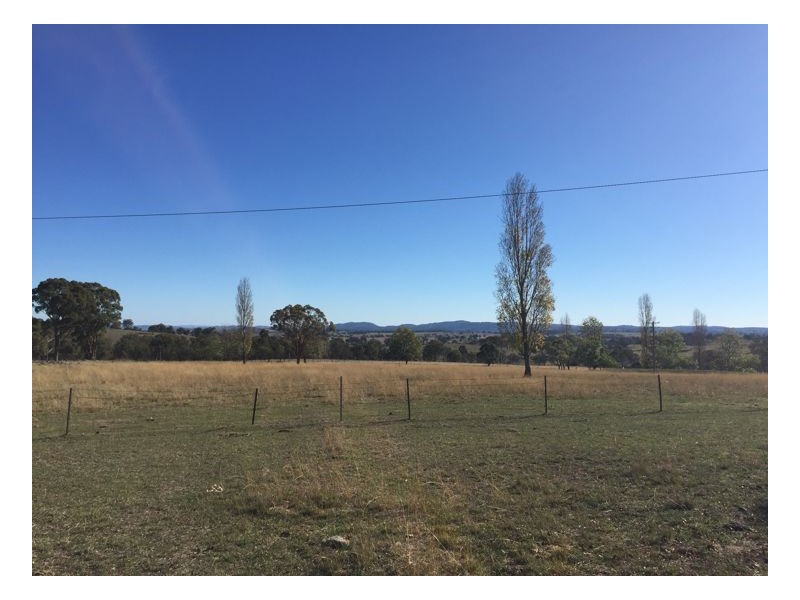 121 Claremount Road, Armidale NSW 2350