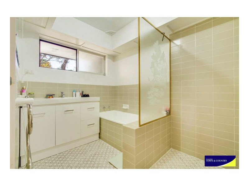 11 Blake Street, Armidale NSW 2350