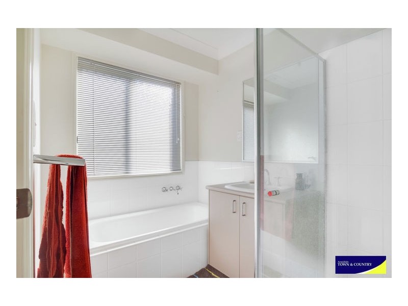 18 Earle Page Drive, Armidale NSW 2350