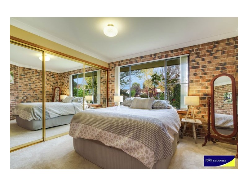 12 Hunt Avenue, Armidale NSW 2350