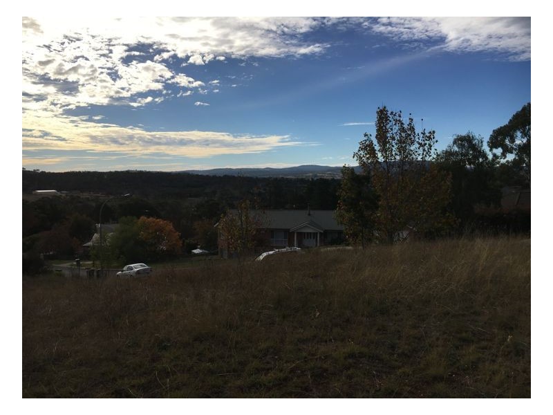 10 G F Nott Place, Armidale NSW 2350