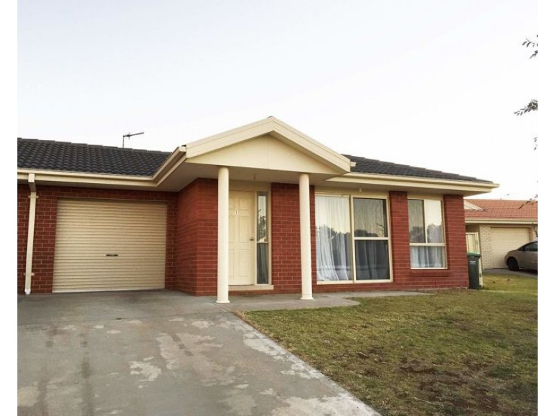 1/14 Conningdale Crescent, Armidale NSW 2350
