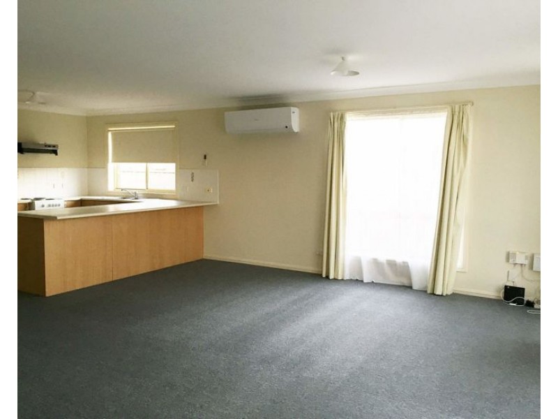 1/14 Conningdale Crescent, Armidale NSW 2350