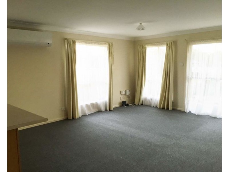 1/14 Conningdale Crescent, Armidale NSW 2350