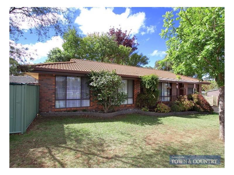 111 Perrott Street, Armidale NSW 2350