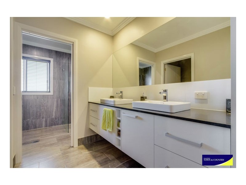 9 Post Way Kellys Plains, Armidale NSW 2350