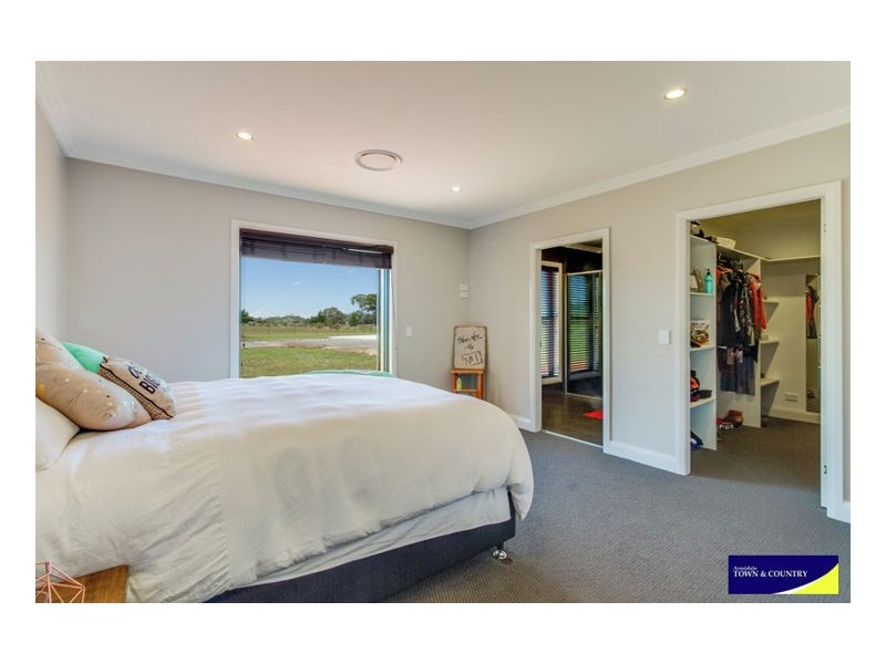 9 Post Way Kellys Plains, Armidale NSW 2350