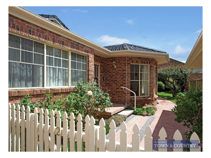 2/125 Brown Street, Armidale NSW 2350