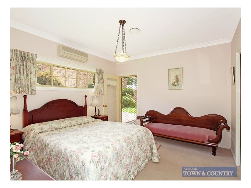 2/125 Brown Street, Armidale NSW 2350