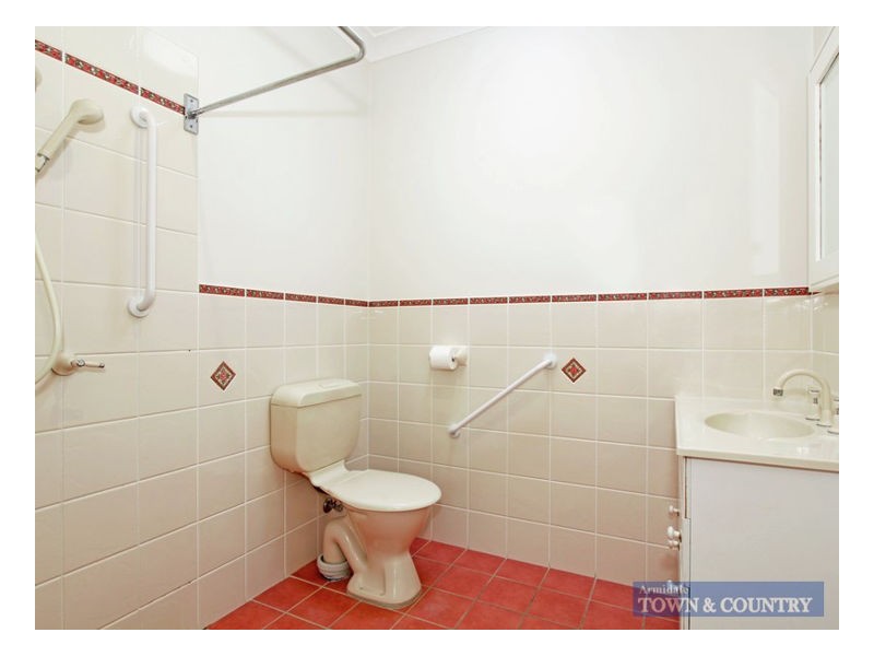 2/125 Brown Street, Armidale NSW 2350