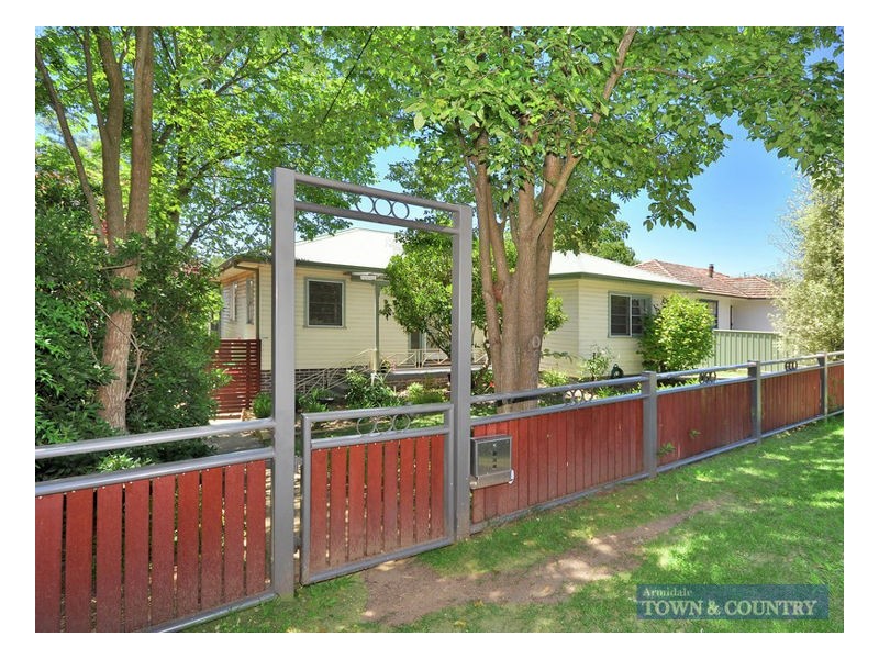 175 Kentucky Street, Armidale NSW 2350