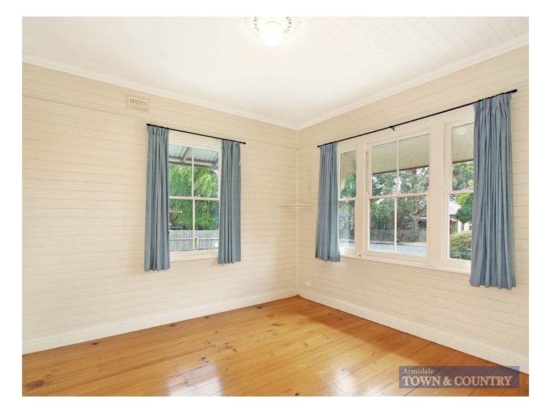 48 Kirkwood Street, Armidale NSW 2350