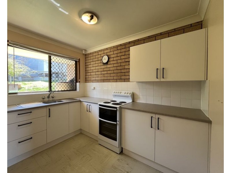 2/1 Maude Street, Armidale NSW 2350