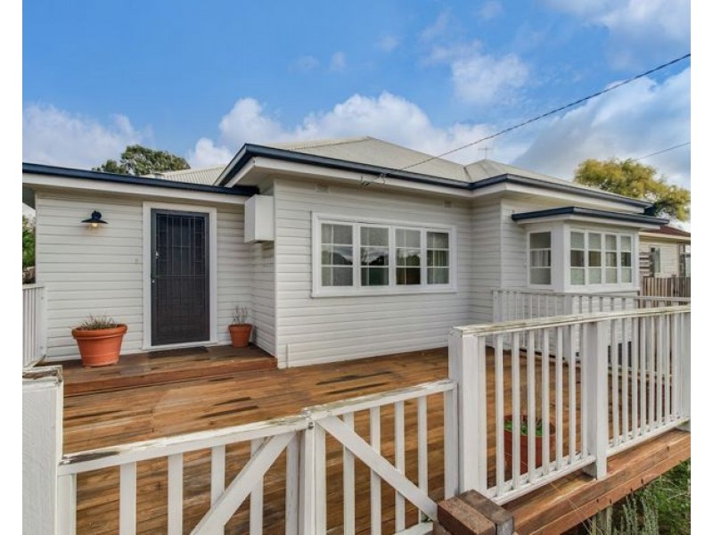 6 Rockvale Road, Armidale NSW 2350