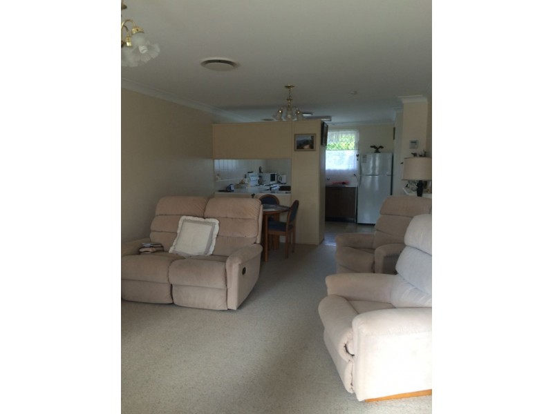 2/2 Sunset Avenue, Armidale NSW 2350