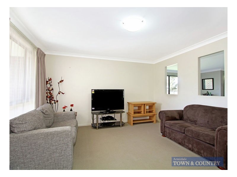 7 Albion Close, Armidale NSW 2350
