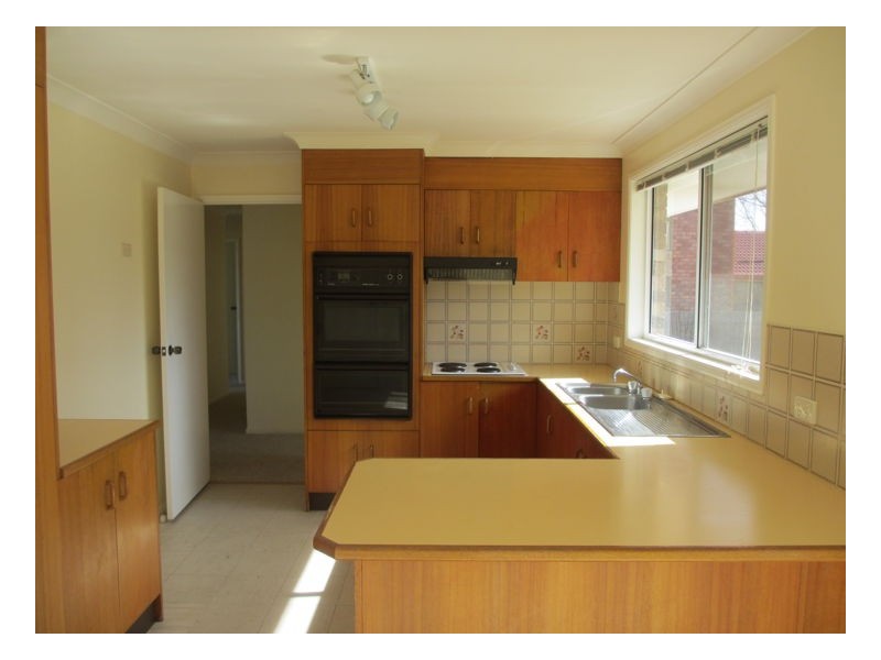 9 Hunt Avenue, Armidale NSW 2350