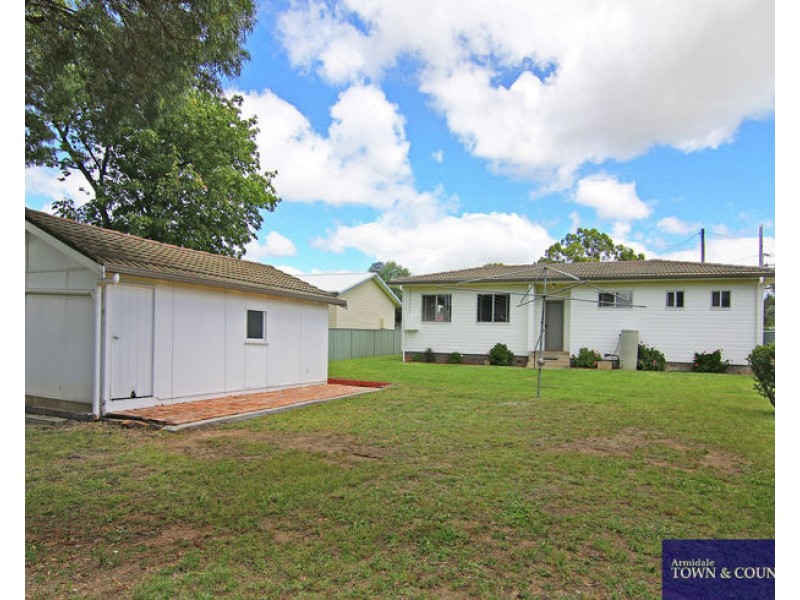 29 Mann Street, Armidale NSW 2350