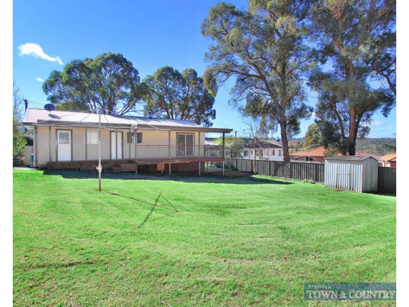 12 Johnson Avenue, Armidale NSW 2350