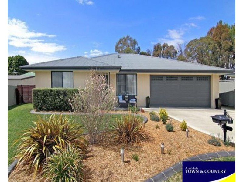 3 Rusden Court, Armidale NSW 2350