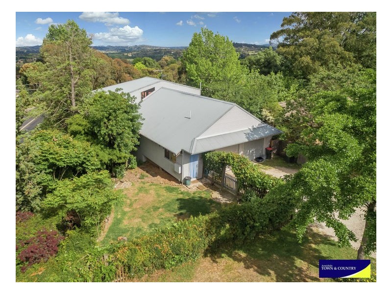 2 Nyssa Street, Armidale NSW 2350