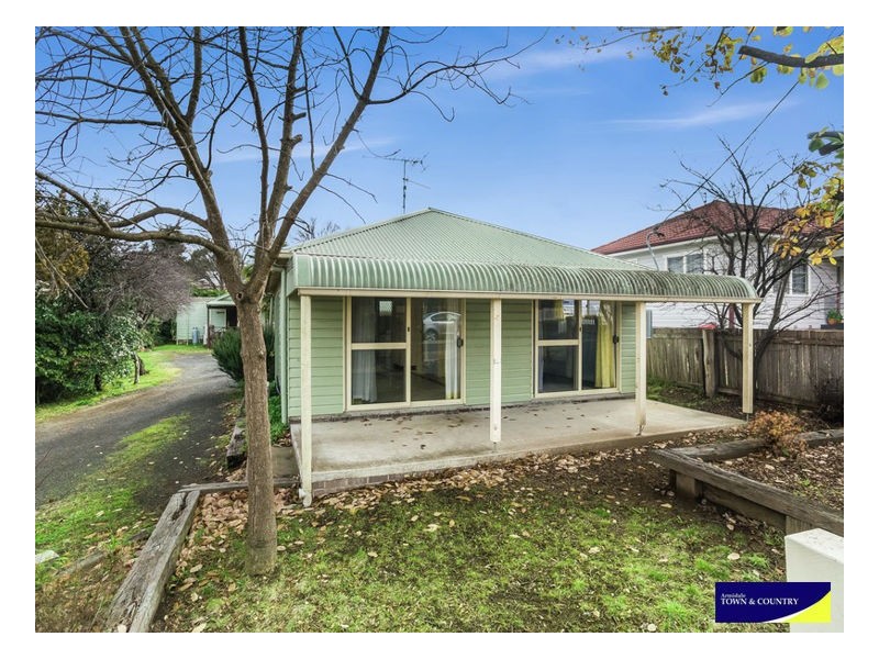 26 Marsh Street, Armidale NSW 2350