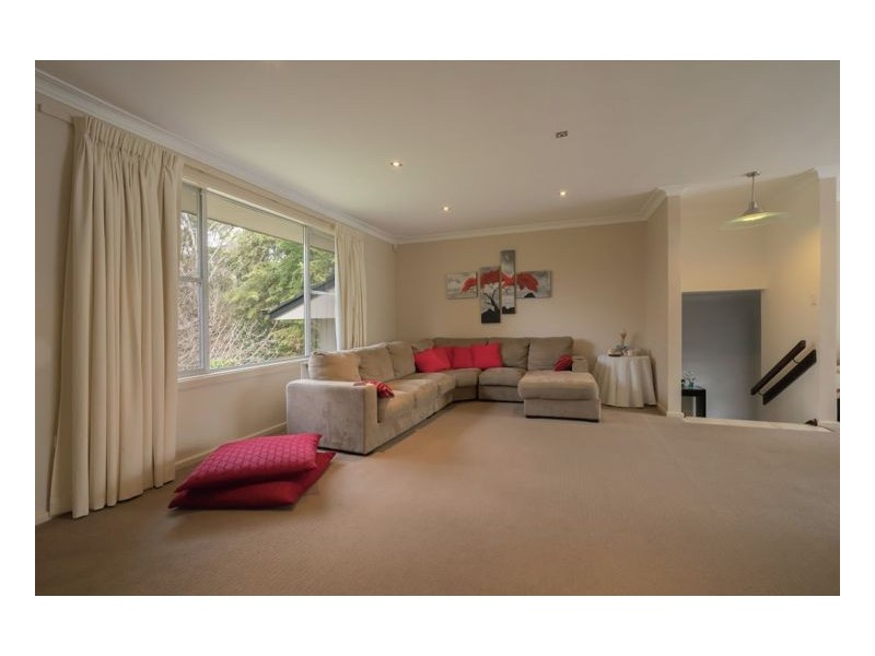 2 Catherine Street, Armidale NSW 2350