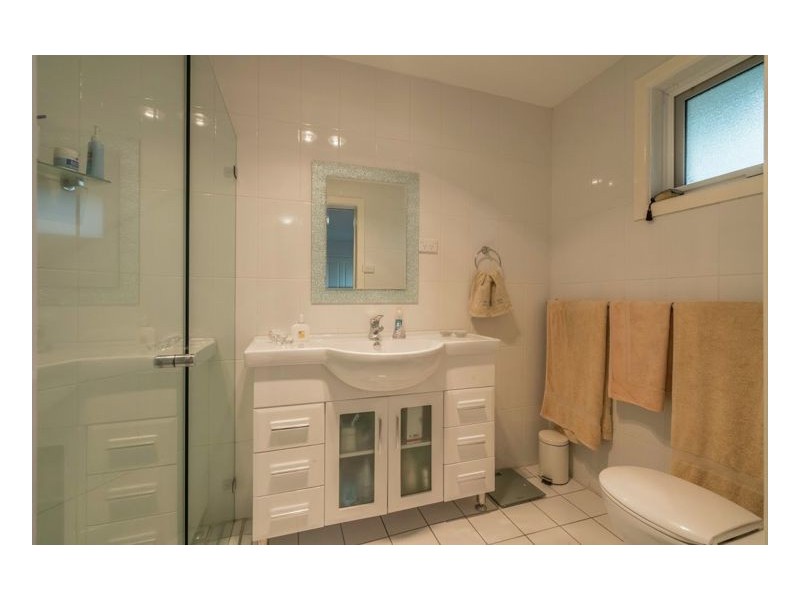 2 Catherine Street, Armidale NSW 2350