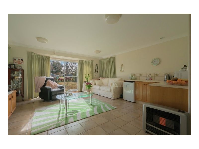 2 Catherine Street, Armidale NSW 2350