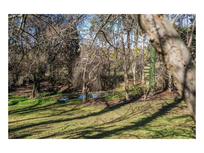 2 Catherine Street, Armidale NSW 2350