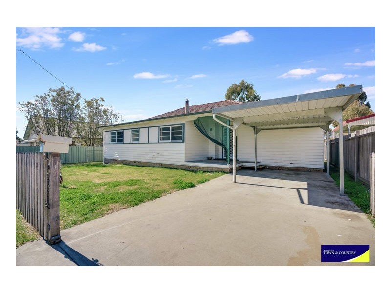 97 Golgotha Street, Armidale NSW 2350