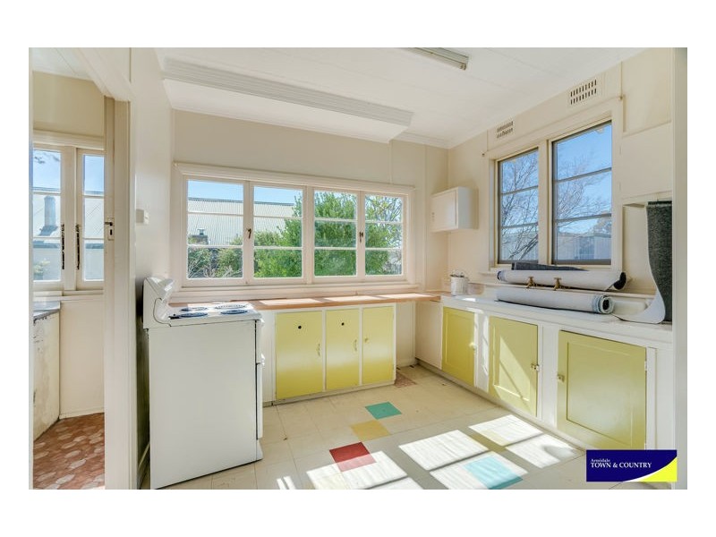 97 Golgotha Street, Armidale NSW 2350