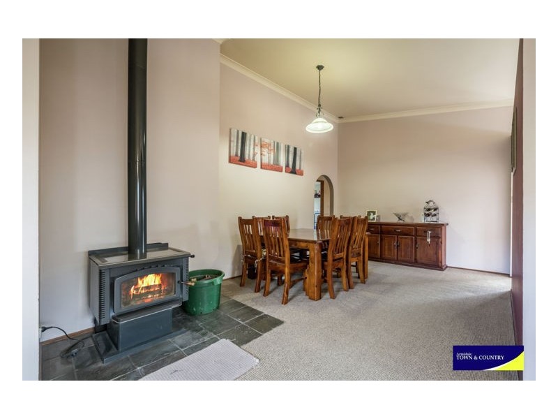 8 MacDonald Drive, Armidale NSW 2350