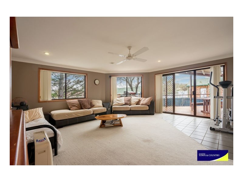 8 MacDonald Drive, Armidale NSW 2350