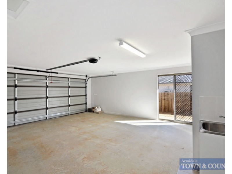 8 White Gum Place, Guyra NSW 2365