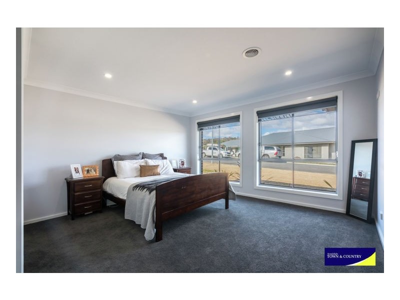 6 Peterson Drive, Armidale NSW 2350