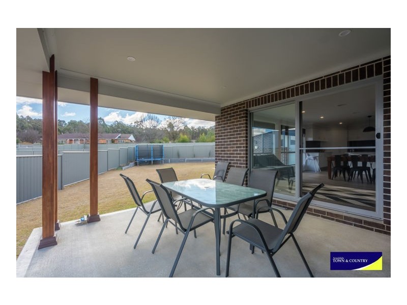 6 Peterson Drive, Armidale NSW 2350