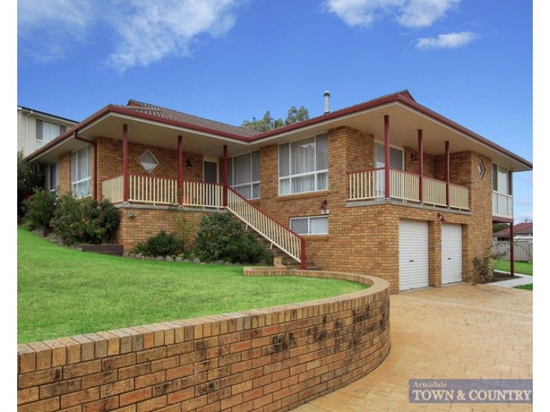 28 McCarthy Crescent, Armidale NSW 2350