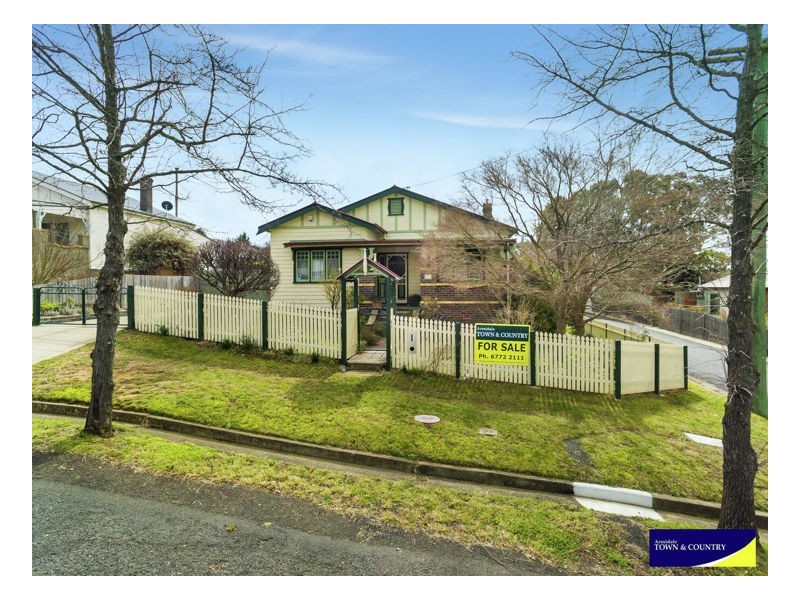 127 Jeffrey Street, Armidale NSW 2350